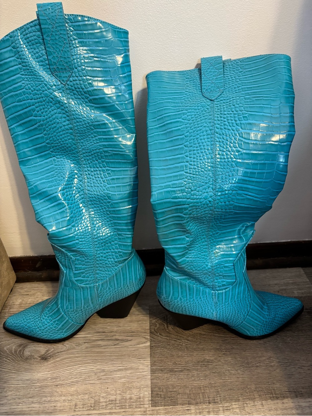Nasty Gal heeled western boots - Picture 4 of 15